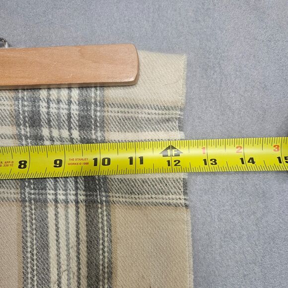 New J. Crew Acrylic Plaid Blanket Scarf Grey and Tan with Fringe 34X72 - Picture 3 of 6